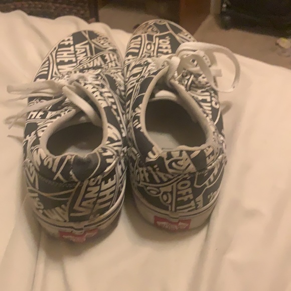 Vans Shoe - Picture 5 of 6